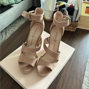 NWT Chinese Laundry Suede Heels